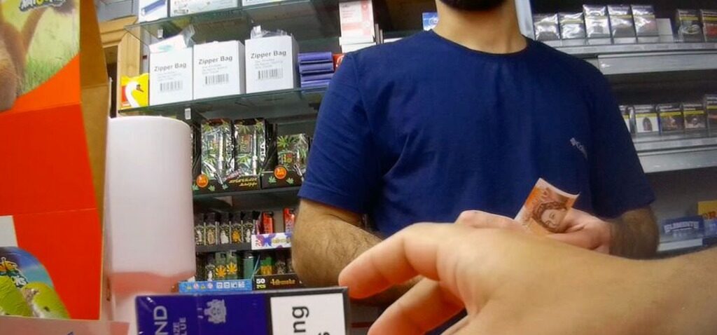 migrants - Le réseau criminel des mini-marts : un facteur d'attraction pour les migrants illégaux, selon des députés