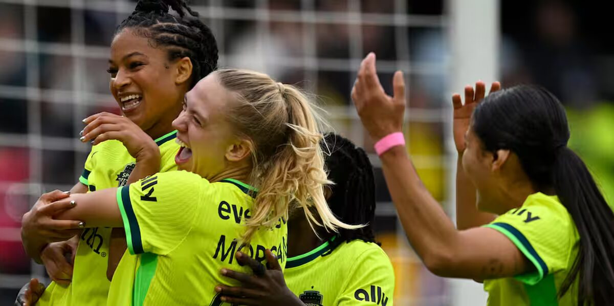 Washington - Lundi et Bethune marquent pour qualifier le Washington Spirit en finale du Championnat NWSL