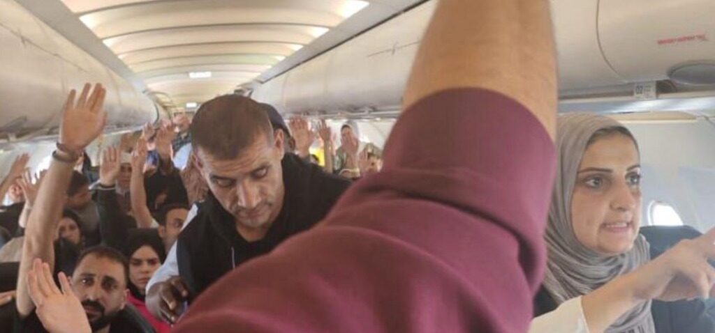 Afrique - L'Afrique du Sud va enquêter sur le 'mystère' d'un vol transportant des Palestiniens