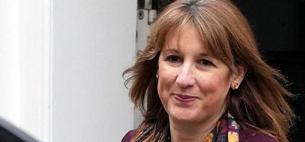 Royaume-Uni - Reeves n'a pas trompé sur les défis auxquels le Royaume-Uni fait face avant le budget, affirme un officiel d'OBR