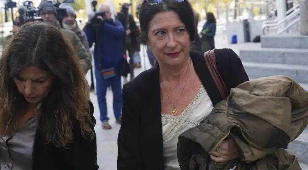 Négociations - La Uco Implique Leire Díez et Antxon Alonso dans des Négociations pour le Sauvetage d'une Entreprise Basque de Tubes en Acier en Échange de Commissions