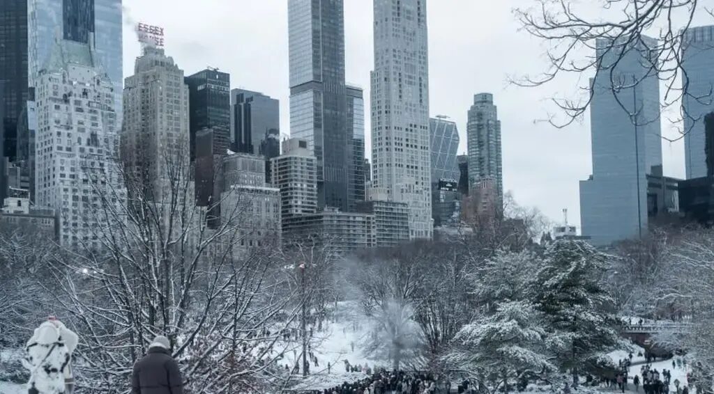 vols - Des milliers de vols annulés à cause des tempêtes de neige aux États-Unis en pleine saison des fêtes : 1 700 à New York