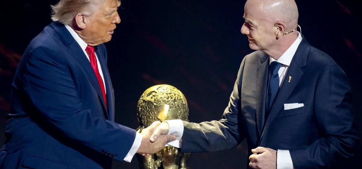 Trump - Coupe du Monde 2026 : Donald Trump reçoit le Prix FIFA de la Paix avant le tirage et se félicite d'avoir « sauvé des millions de vies »