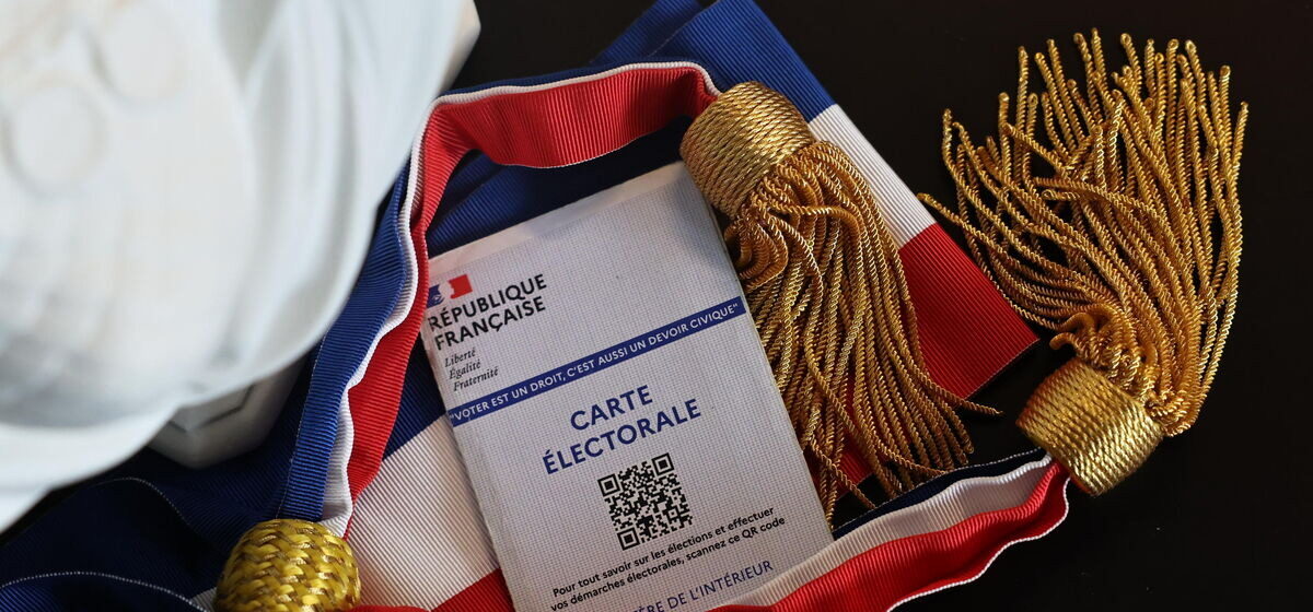 candidat - Municipales 2026 : 48 ans après son arrière-grand-père, un jeune candidat vise la mairie de son village natal en Isère