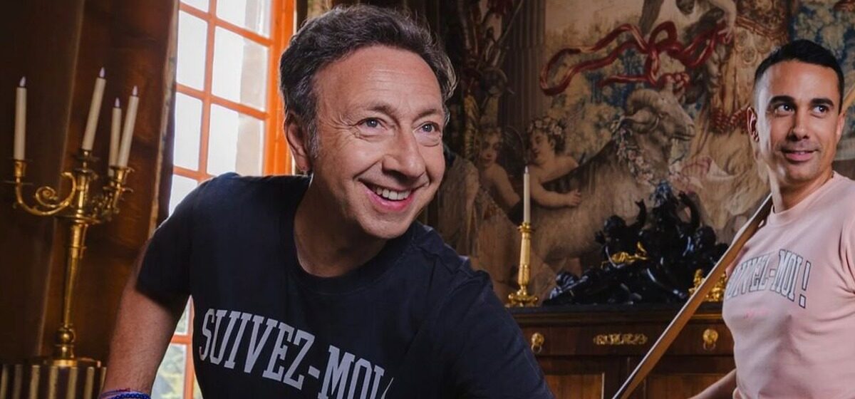 collection - Stéphane Bern présente sa nouvelle collection de T-shirts humoristiques créée en Eure-et-Loir