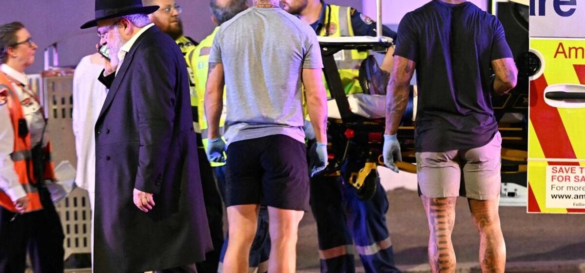 Hanouka - « Hanouka Au Bord De La Mer » : Quel événement a été attaqué par des terroristes à Sydney ?