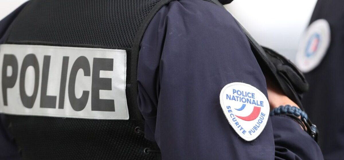 Marseille - Une femme meurt en tombant d'une fenêtre la nuit de Noël à Marseille, son conjoint placé sous examen judiciaire