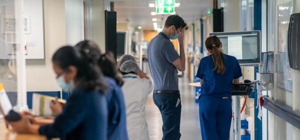 crise - Les hôpitaux avertis : une crise des soins en fin de vie menace les traitements