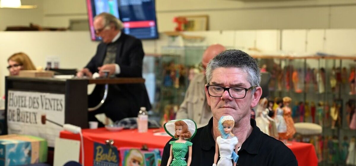 Barbie - « Autant de poupées aussi rares, c’est du jamais-vu ! » : La folie Barbie fait exploser les enchères dans le Calvados