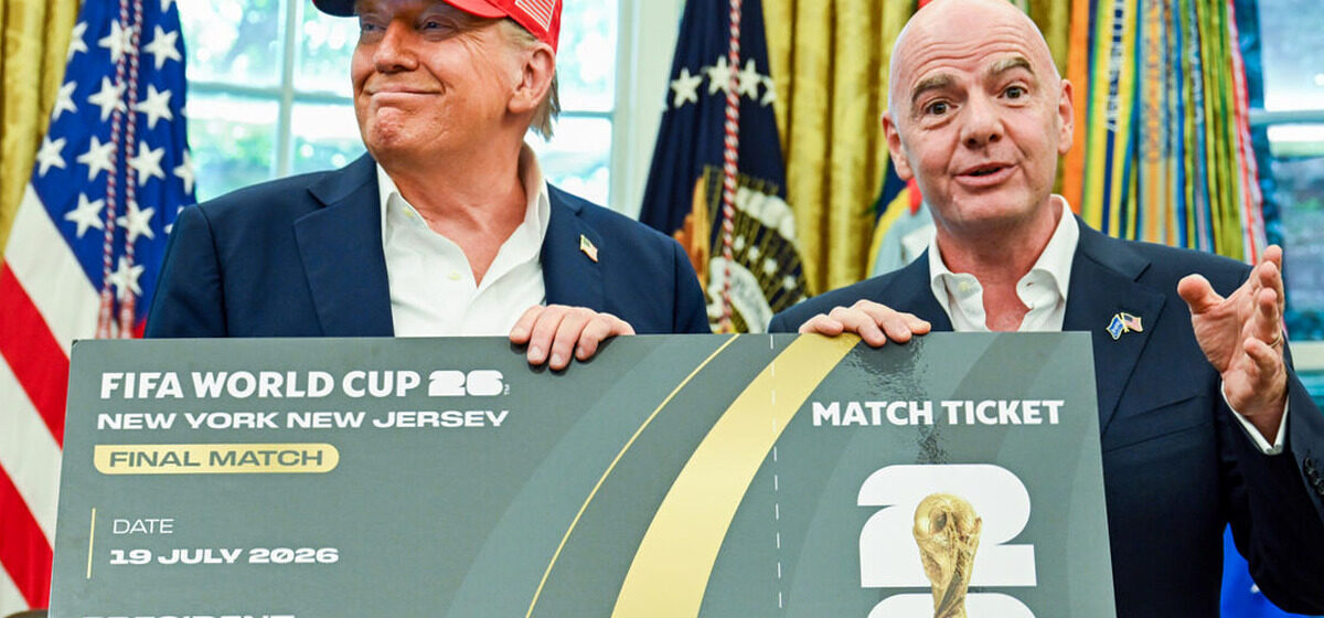 Trump - Imbroglio des visas, sécurité renforcée, déplacement de matchs… Pourquoi Trump perturbe-t-il l'organisation du Mondial 2026 ?