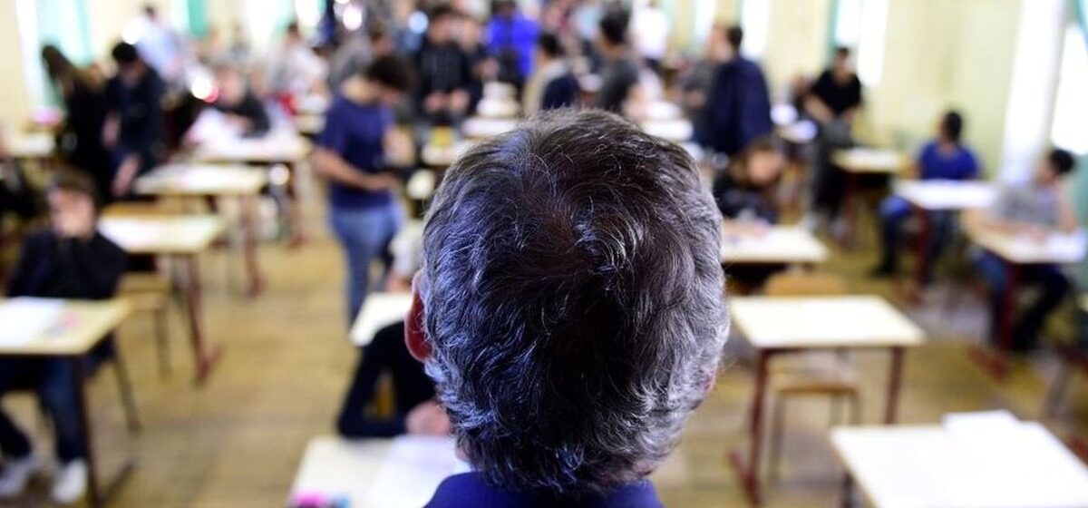 professeur - Un professeur de lycée en Normandie jugé pour avoir eu des relations sexuelles avec trois de ses élèves mineures