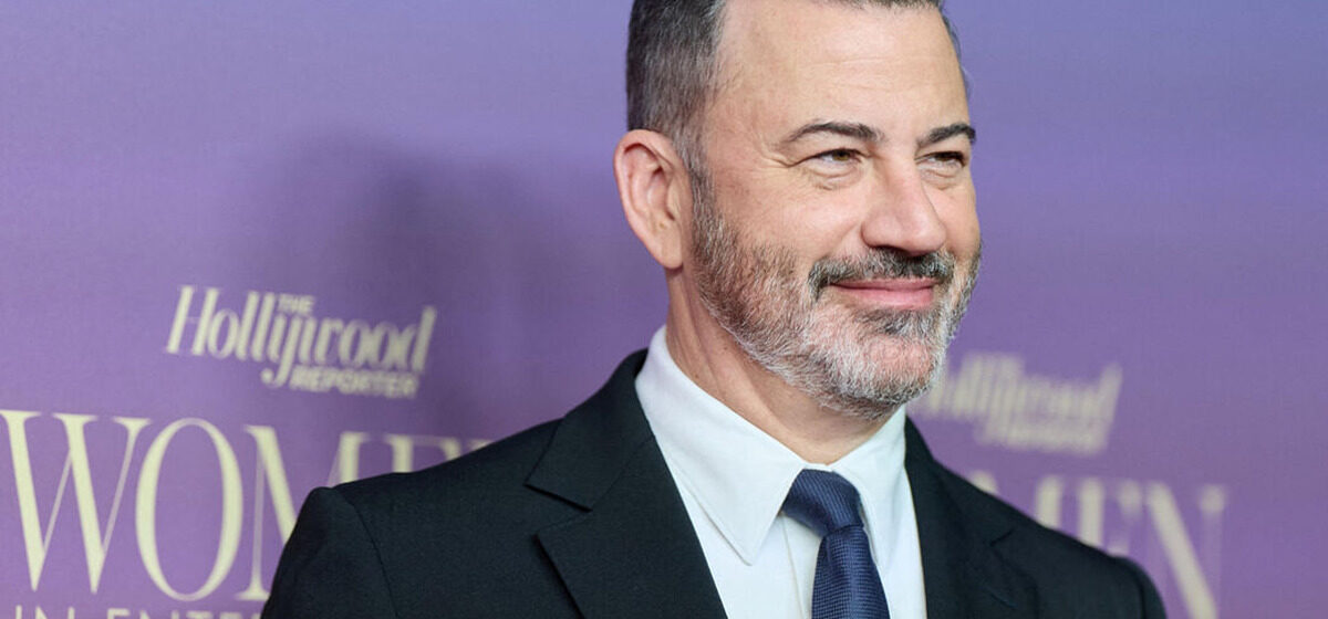 Kimmel - L’humoriste américain Jimmy Kimmel prolonge finalement son contrat d’un an sur ABC après ses polémiques avec Donald Trump.