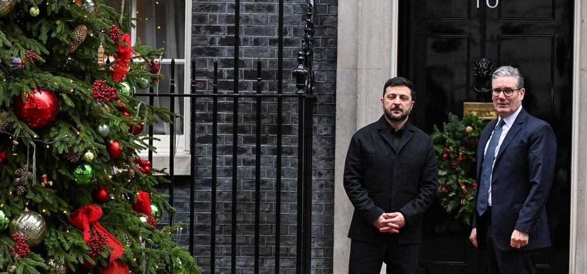 Sapin - Sapin de Noël et Zelensky : Keir Starmer, Premier Ministre Britannique, en quête de popularité sur TikTok