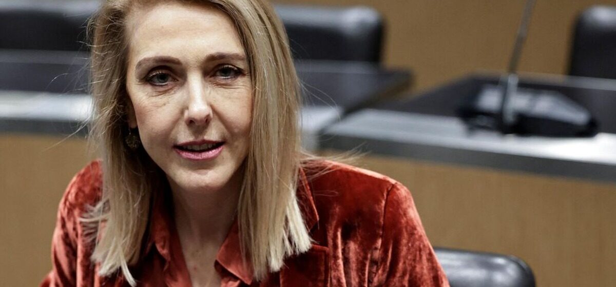 outil - Convoquée à l'assemblée, la Présidente de Radio France présente un outil essentiel pour mesurer le « pluralisme » du groupe public