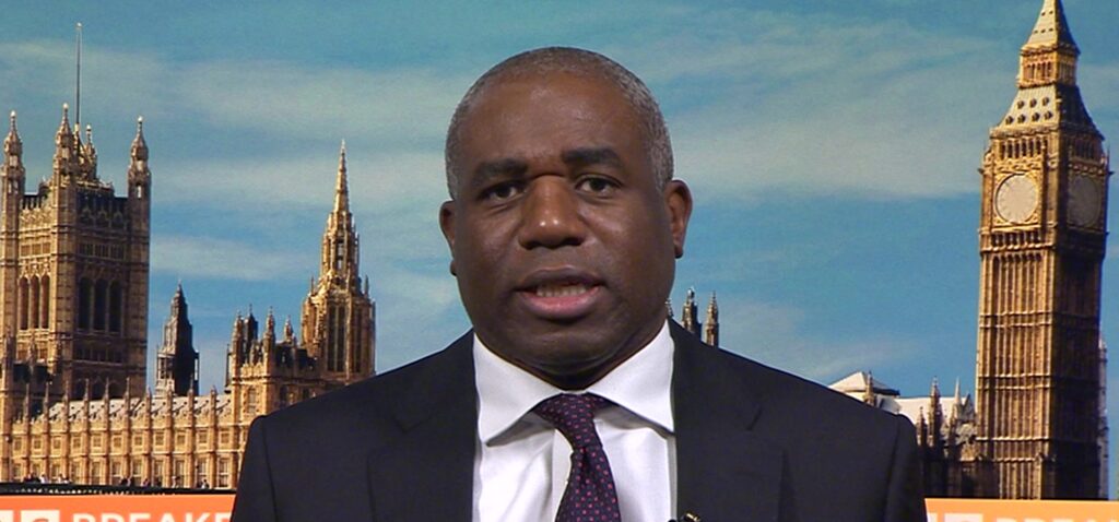 prisonniers - Douze autres prisonniers libérés par erreur, dont deux toujours introuvables, selon Lammy