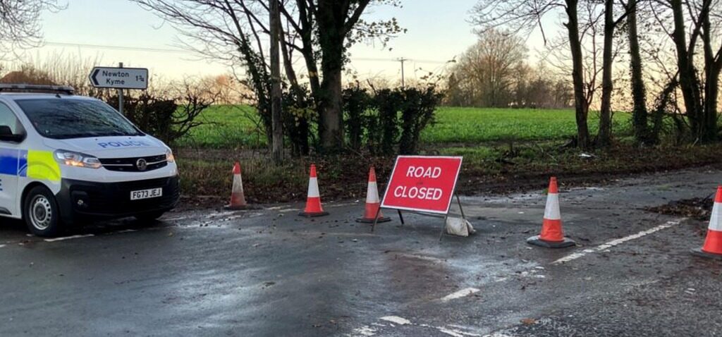 mort - La mort de la jeune fille dans l'accident de minibus est véritablement dévastatrice, déclare un conseiller.