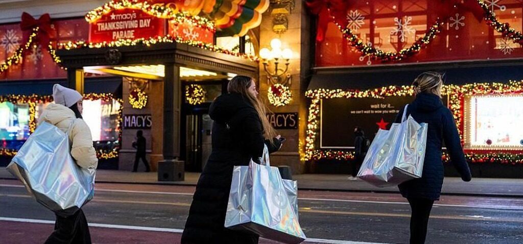 cadeaux - Les outils d'IA transforment les cadeaux de Noël alors que les acheteurs se tournent vers les chatbots