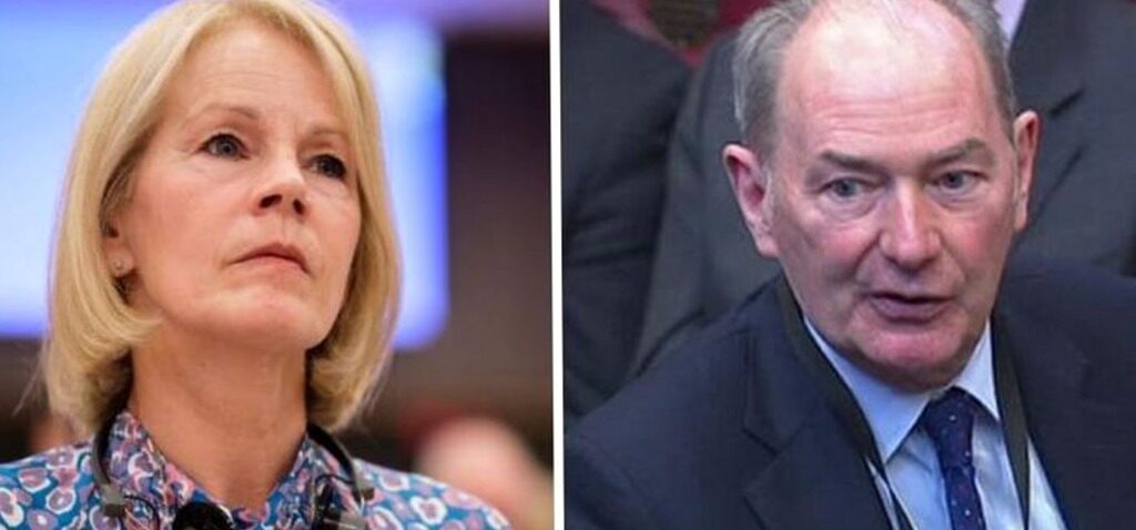 ministre - Ancienne ballerine et ex-ministre en lice pour devenir le prochain Lord Speaker