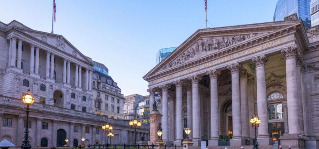 taux - La Banque d'Angleterre s'apprête à réduire les taux d'intérêt