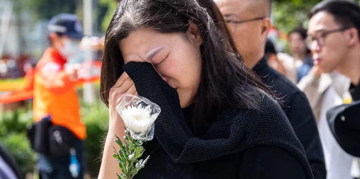 incendie - Le dirigeant de Hong Kong ordonne une enquête indépendante sur l'incendie mortel d'un gratte-ciel