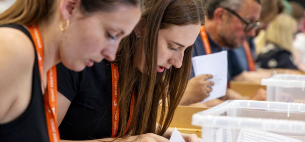 élections - Les élections municipales dans quatre régions d'Angleterre seront retardées