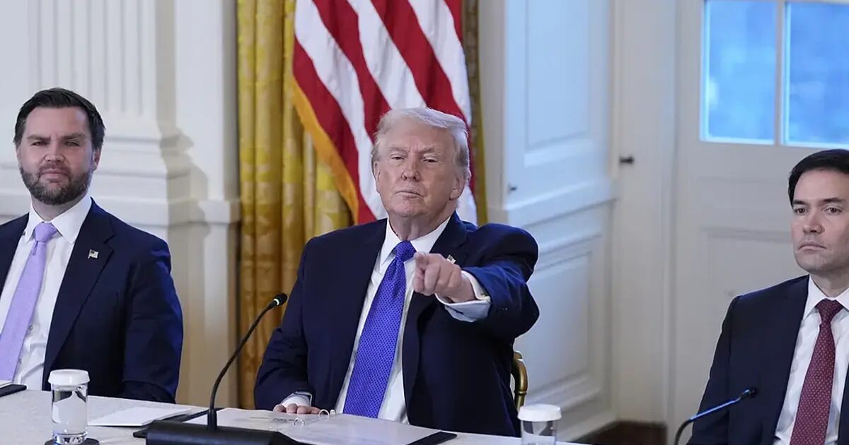 accord - Trump suggère à Cuba d'atteindre "un accord, avant qu'il ne soit trop tard" et menace de couper le flux d'argent et de pétrole vénézuélien vers La Havane