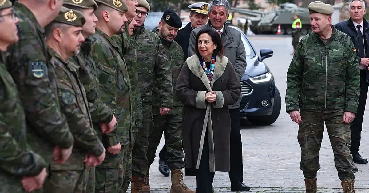 militaire - Robles, sur une éventuelle participation militaire espagnole en Groenlandia : "nous agissons toujours avec nos alliés et nos partenaires"