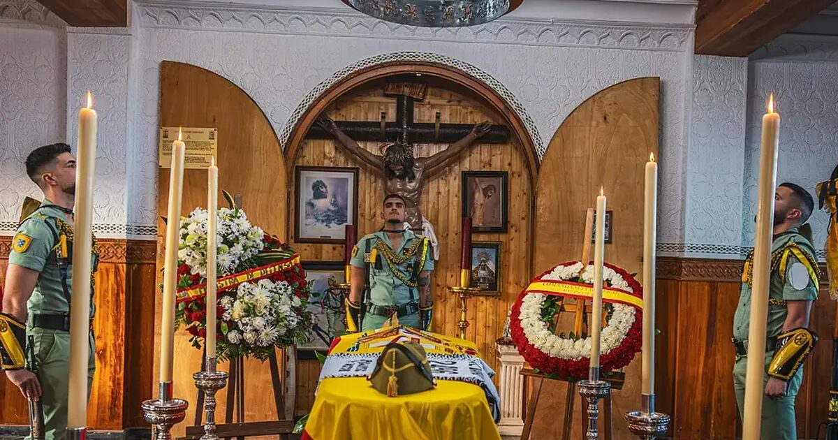 Légion - La Légion rend hommage à Ceuta au Capitaine García Jiménez, dernière victime de l'accident de train d'Adamuz