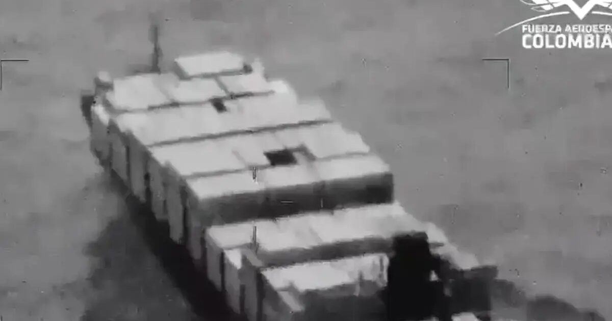 cocaïne - Saisies de 2 tonnes de cocaïne dans un navire en route de Colombie vers l'Espagne