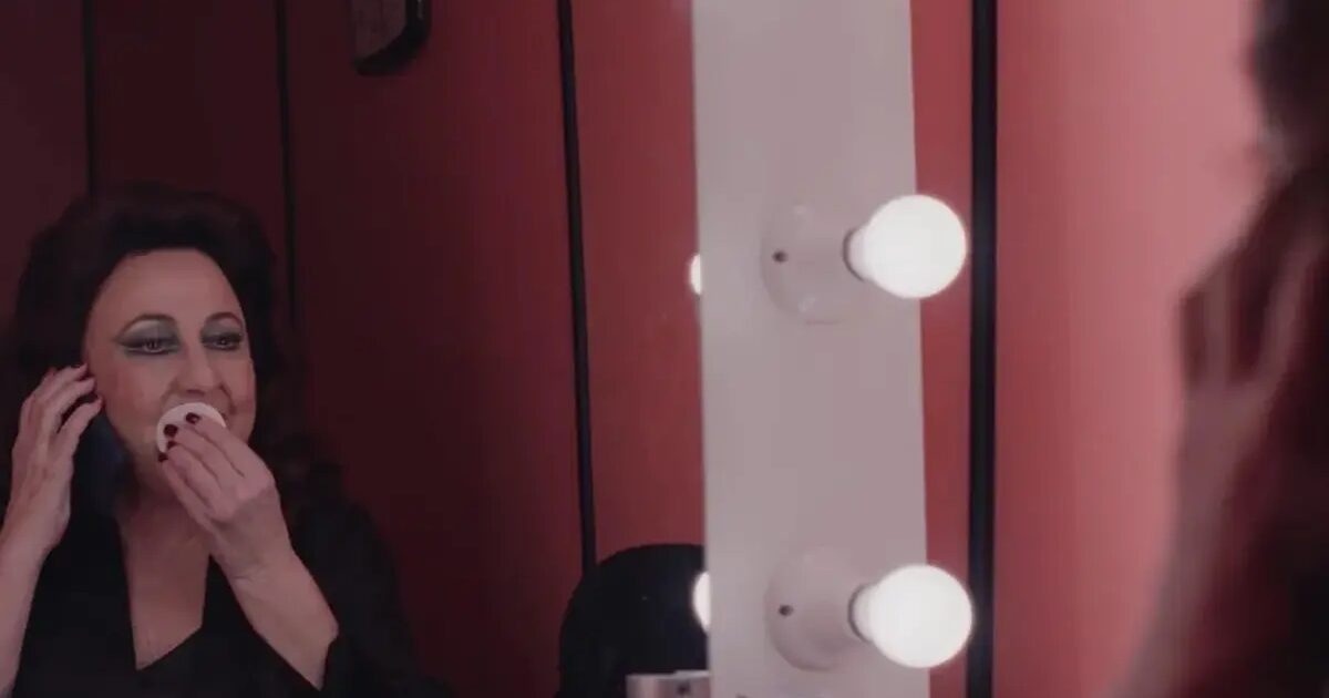 comédie - Aída Y Vuelta : Paco León se développe avec une comédie qui dévore la comédie avec 'hamor' (**)