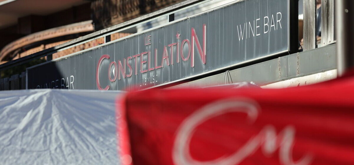 incendie - Incendie en Suisse : Ouverture d'une instruction pénale pour « homicide par négligence » contre les gérants français du bar