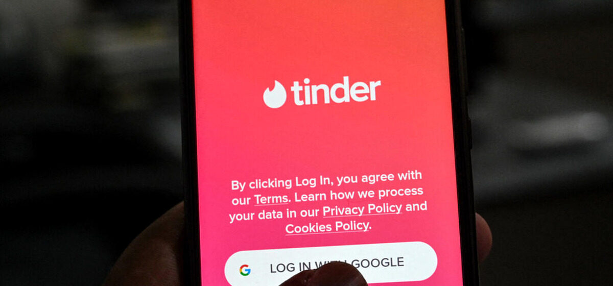 capture - « Faites une capture d’écran ! » : Sur les sites de rencontre, des Américaines traquent les agents de la police de l'immigration.