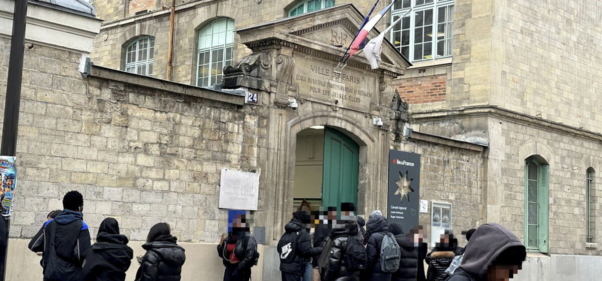 Professeure - « On N’est Pas Protégé Contre Les Élèves Incontrôlables » : À Paris, Une Professeure Attaquée Par Une Lycéenne Exclue