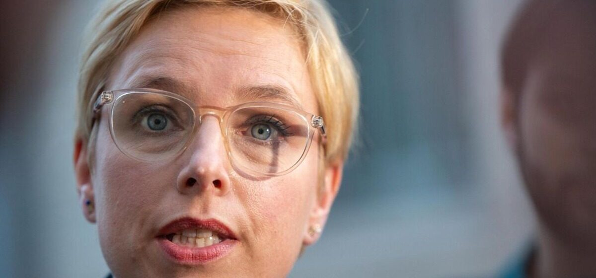 Présidentielle - La Primaire de la Gauche Unitaire pour la Présidentielle se déroulera le 11 octobre, annonce Clémentine Autain