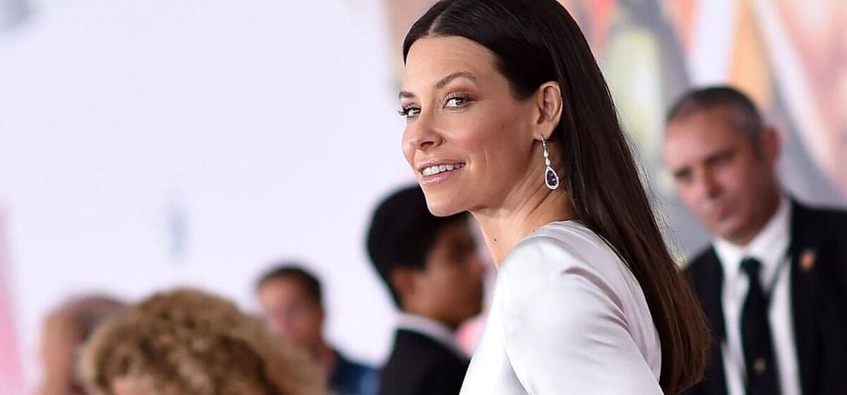 Evangeline - « Mon cerveau fonctionne à capacité réduite » : Evangeline Lilly, la star de « Lost », révèle souffrir de graves lésions cérébrales
