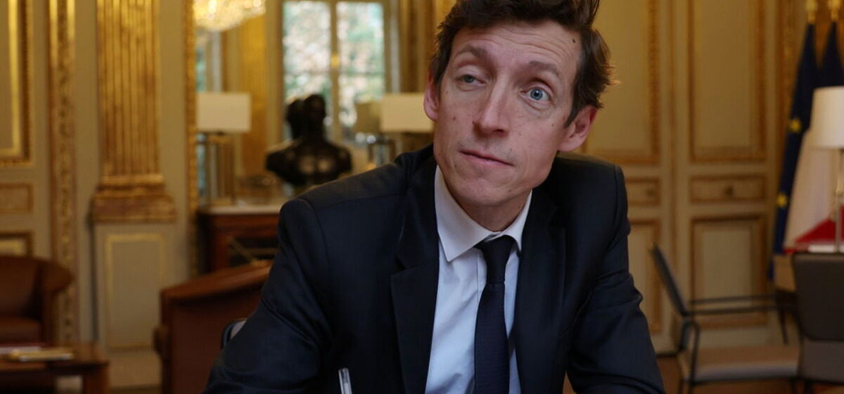 Lycée - Portables Interdits Au Lycée : « Une Question De Principe », Assure Le Ministre De L’Éducation, Mais Des « Dérogations » Sont Possibles