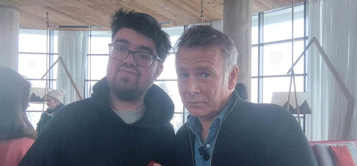 Franck - « Je ne pleure pas, mais ça m’émeut » : à l'Alpe d'Huez, Franck Dubosc répond aux questions du « Papotin »