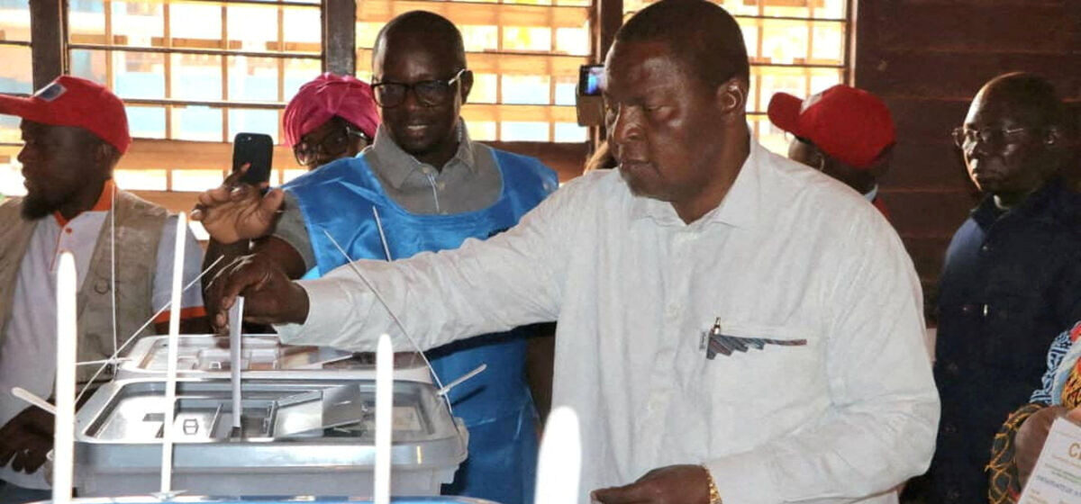 président - « Mascarade » ou « scrutin apaisé » ? En Centrafrique, le président réélu dans un contexte de confusion