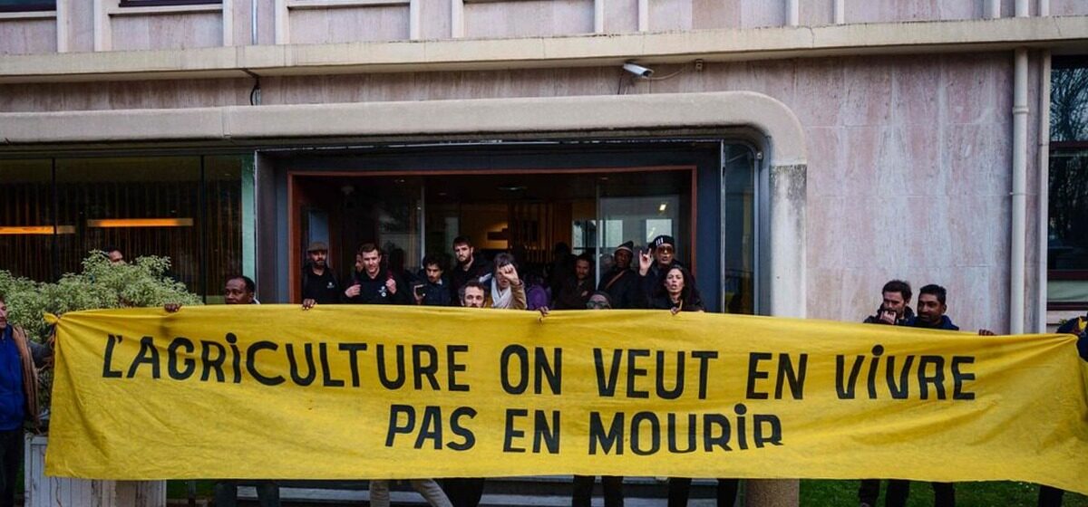 Agriculture - Action coup de poing de la Confédération Paysanne au ministère de l'Agriculture : 50 manifestants en garde à vue