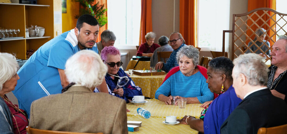 Papys - Audiences TV : Les Papys de « Maison de Retraite » Dépassent les Flics et les Footeux