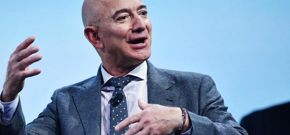 Amazon - « S’attirer les bonnes grâces de Trump » : Pourquoi Amazon a investi 75 millions de dollars dans le documentaire « Melania »