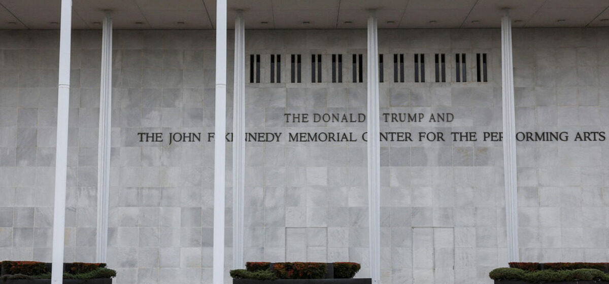 Trump - Kennedy Center : Le Règlement Intérieur De La Salle Modifié Pour Inclure Le Nom De Trump