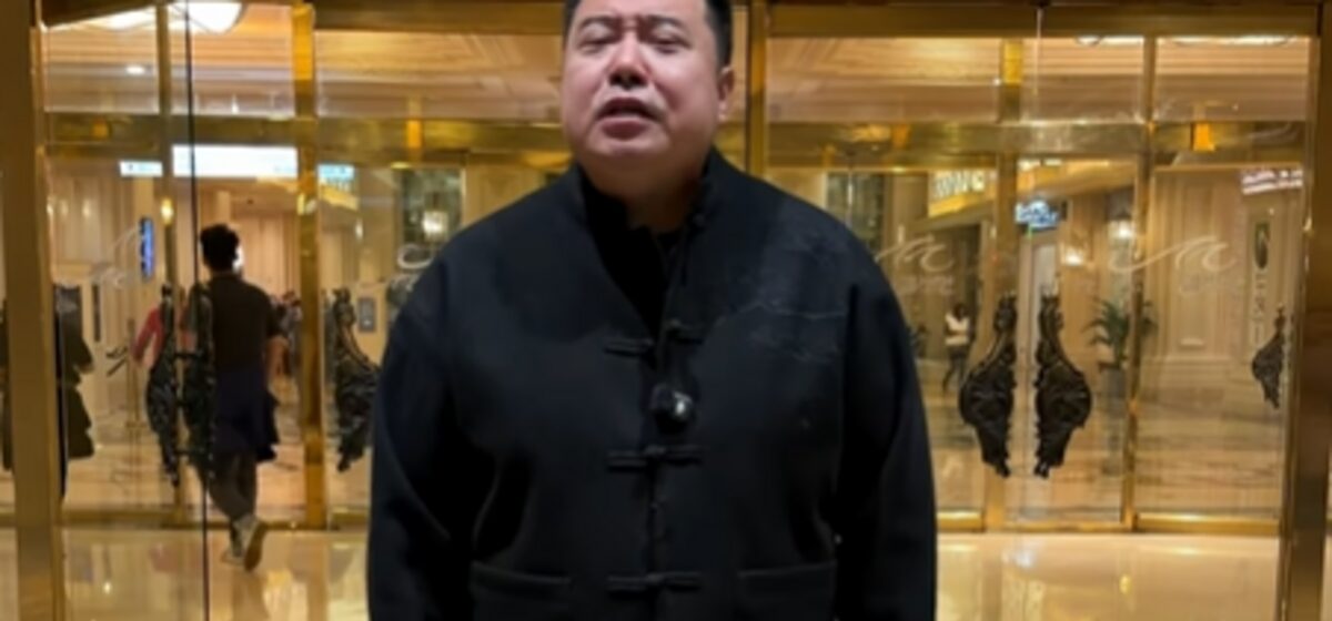 imitateur - « Le Trump Chinois » : Qui est Ryan Chen, cet incroyable imitateur qui fait rire des deux côtés du Pacifique ?