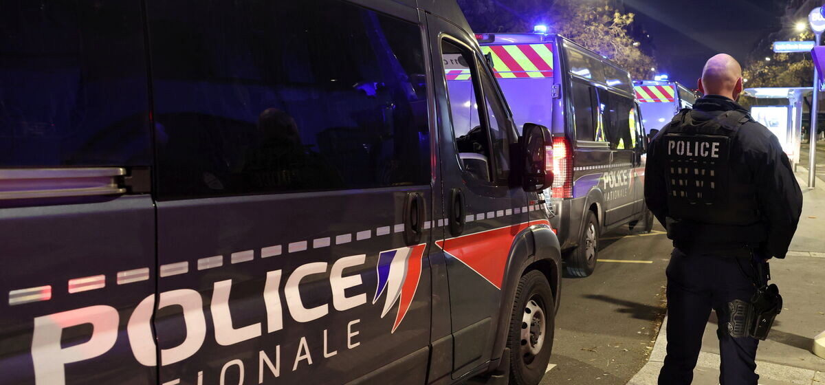 femme - Après la découverte d'une femme grièvement blessée chez elle en Essonne, son compagnon placé en détention provisoire