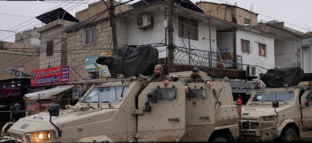 champ - L'Armée syrienne s'empare du plus grand champ pétrolier du pays aux mains des forces kurdes