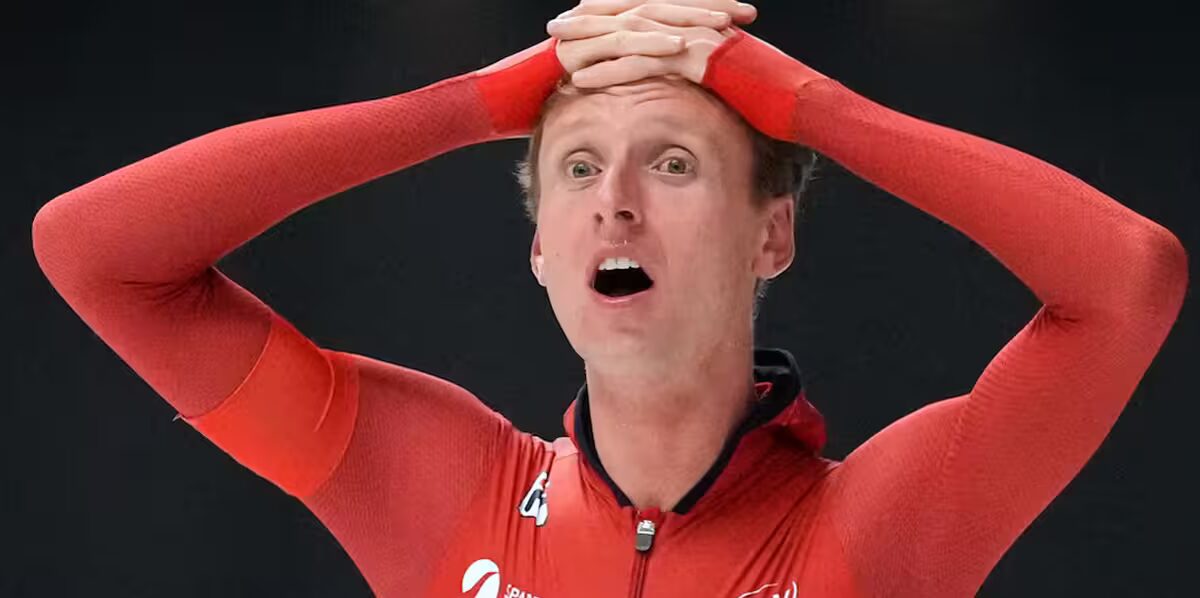 record - Eitrem de Norvège pulvérise le record du monde du 5000 m en patinage de vitesse en Allemagne