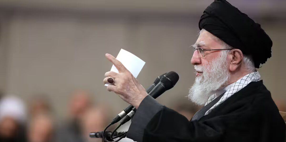 Khamenei - Khamenei d'Iran déclare que les 'émeutiers doivent être remis à leur place'