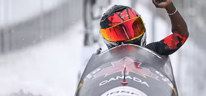 argent - « Ça fait un bien fou » : Cynthia Appiah du Canada remporte l'argent en monobob à la Coupe du Monde en Allemagne