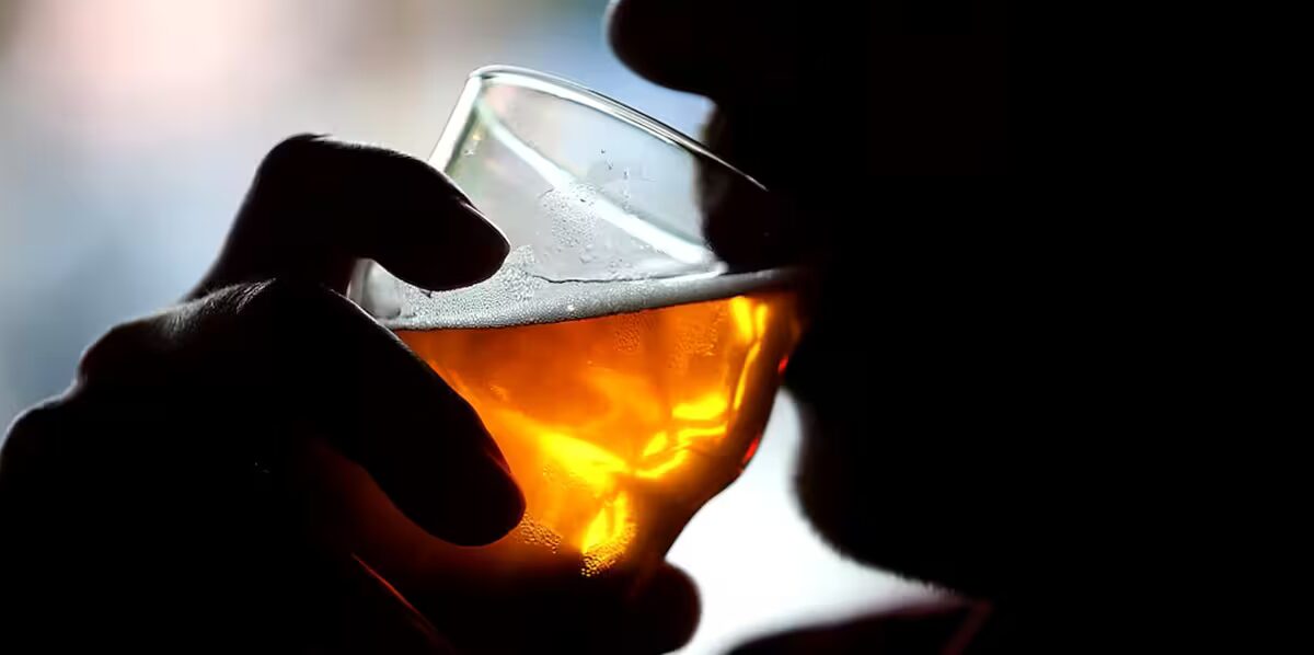 pandémie - Nous avons commencé à boire davantage pendant la pandémie — et cette habitude n'a pas beaucoup changé, selon un nouveau sondage.