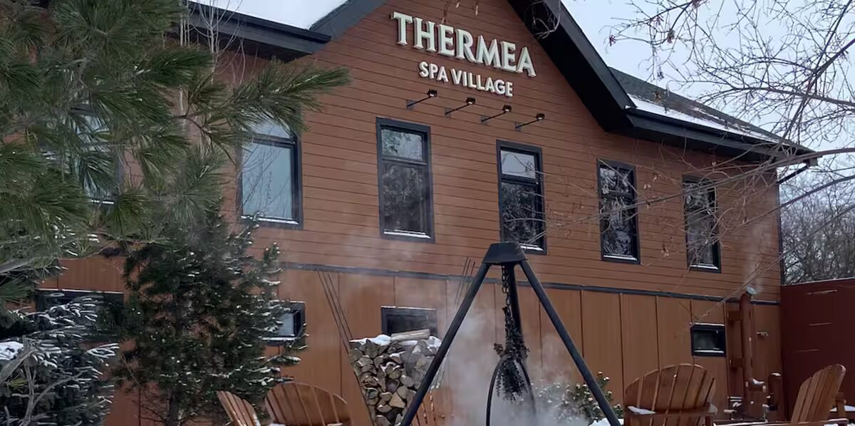 spa - Un sondage d'un spa de Winnipeg pose une question « manifestement irrespectueuse » sur la « pureté du pays », selon un client.